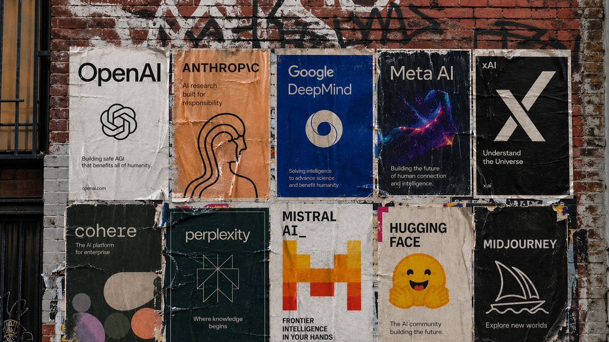 城市街头海报布置