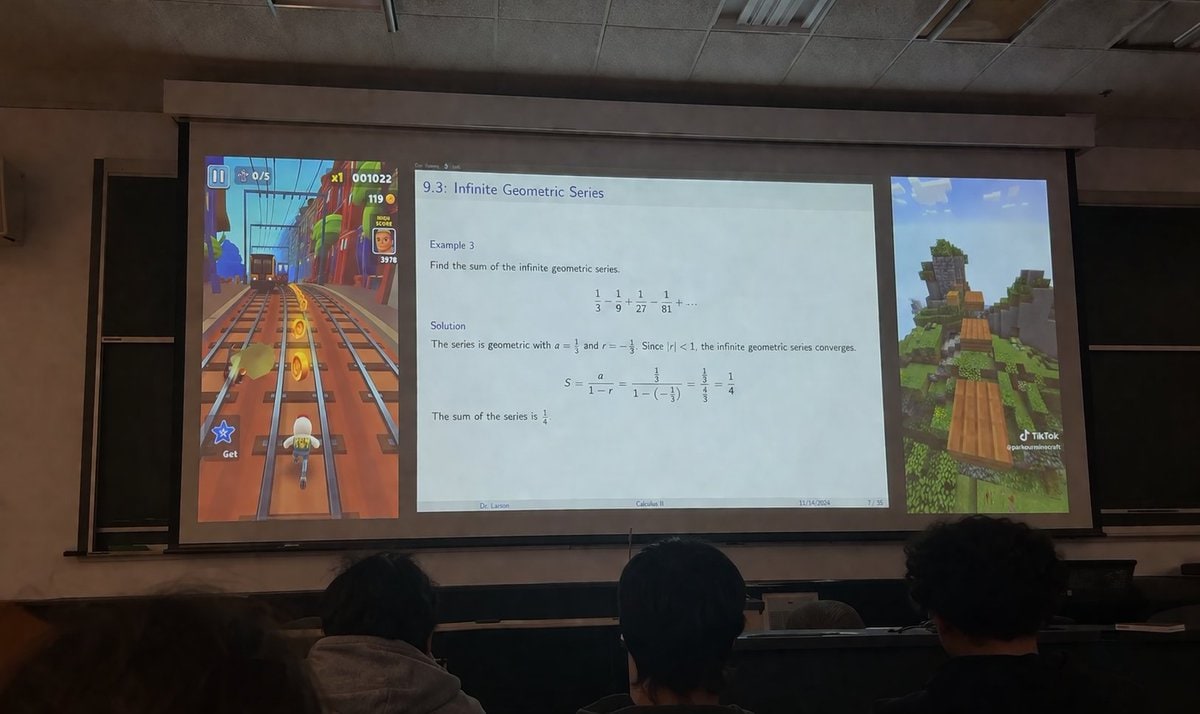 Brainrot 阶梯教室投影仪