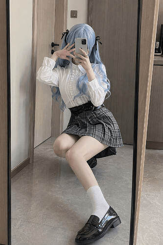 个人资料/头像 - 室内自拍视角布局